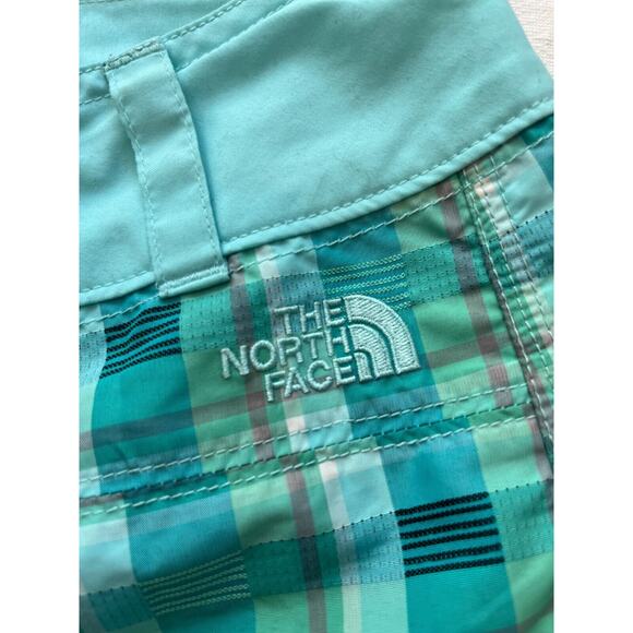The North Face Board Shorts Women's Size 6 Teal & Green Plaid - Picture 3 of 16